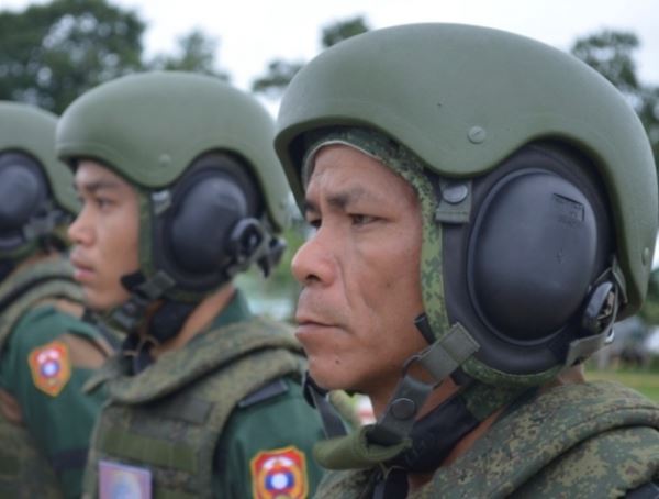 Военнослужащие Лаоса осваивают в Приморье российскую технику